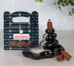 Set 24 Conuri Backflow Fum Curgator Palo Santo - Suport Cascada Conuri
